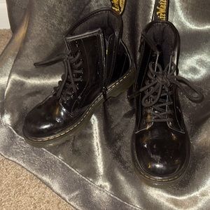Dr Marten Boots. black with laces